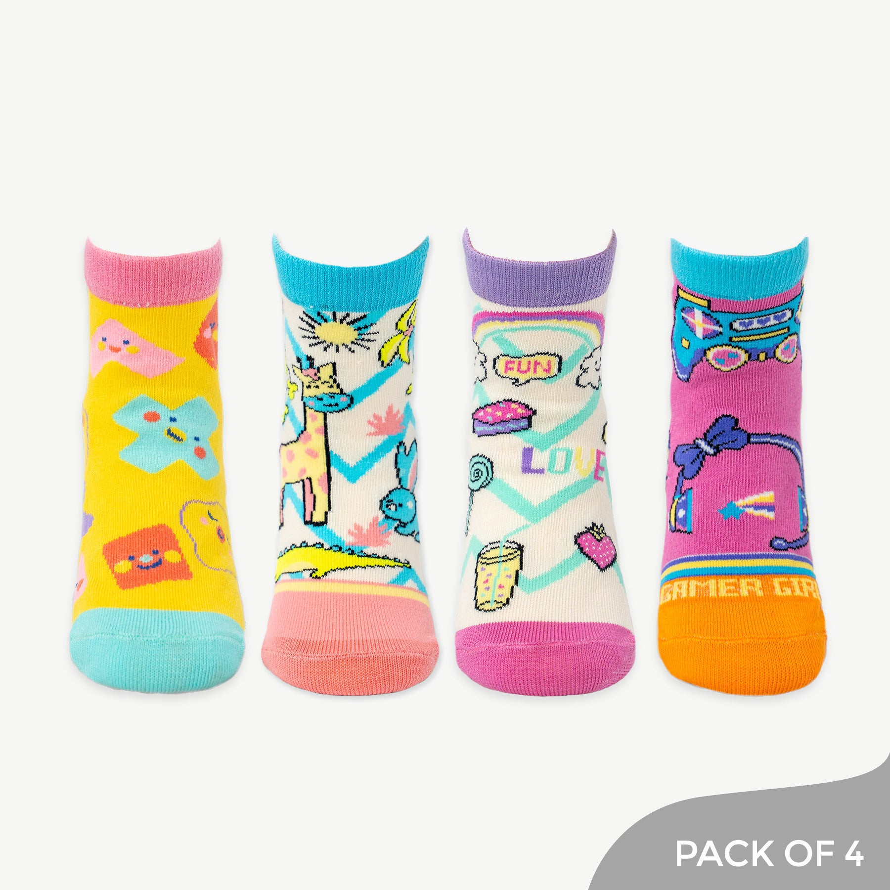Step Into Dreamy Dazzle Amimal Kingdom , Gamer Girl, Cute shapes, Good Vibes - Pack of 4 Socks